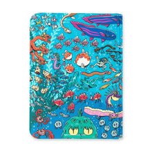 Vault X: Exo-Tec 9-Pocket: Artist Edition - Water: Osare Zip Binder